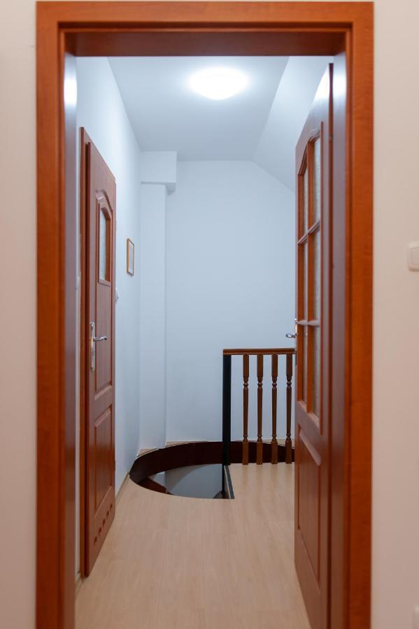 דירות Apartament Pod Aniolem Zakopane Apartzakop מראה חיצוני תמונה